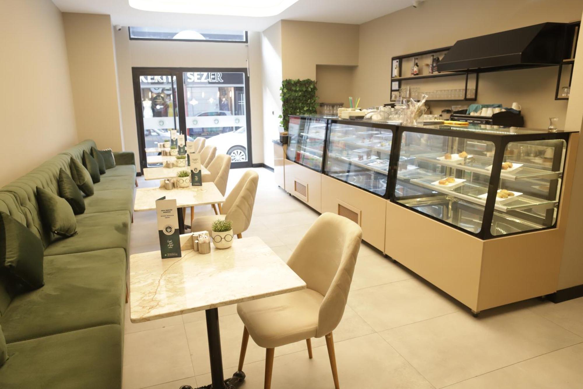 Myway Deluxe Alsancak Hotel อิซมีร์ ภายนอก รูปภาพ