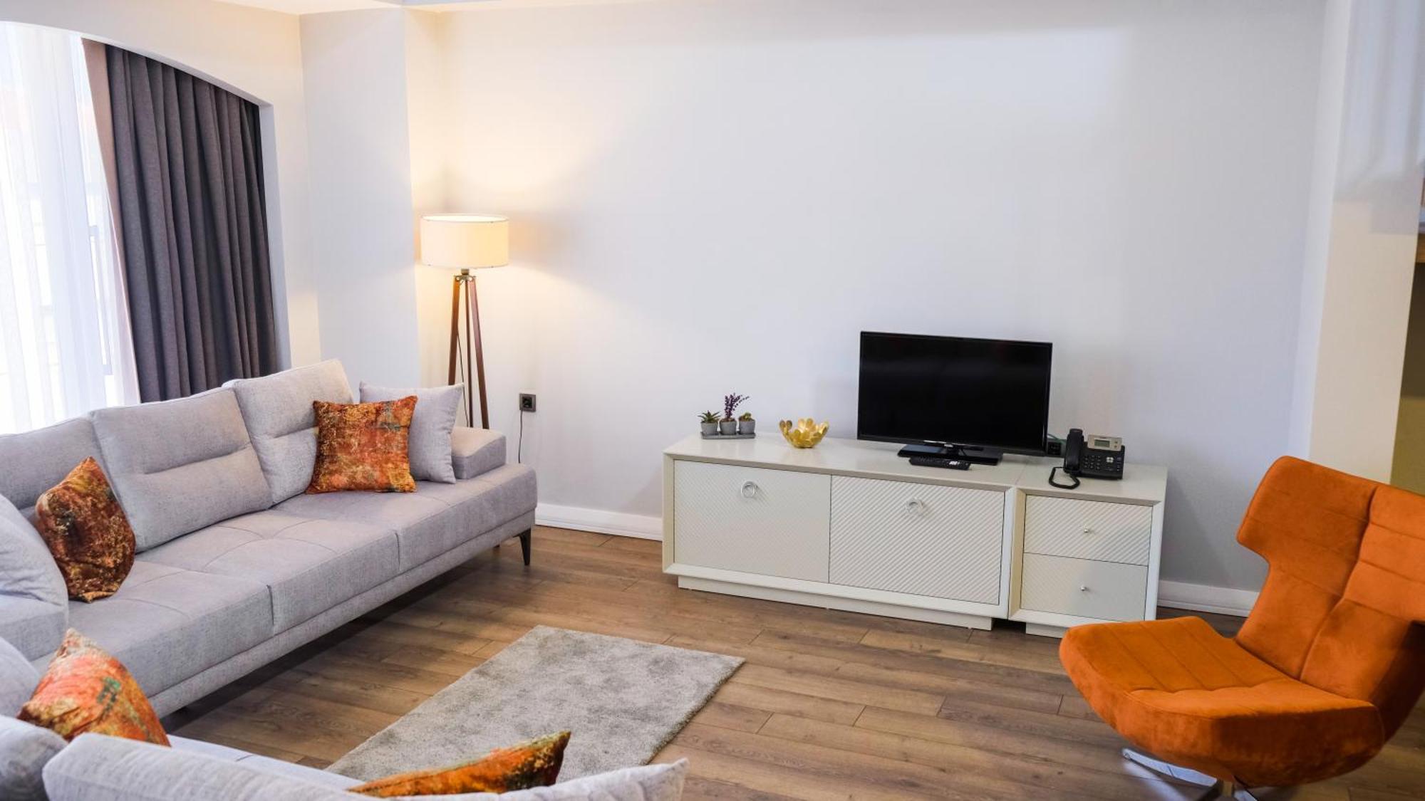 Myway Deluxe Alsancak Hotel อิซมีร์ ภายนอก รูปภาพ