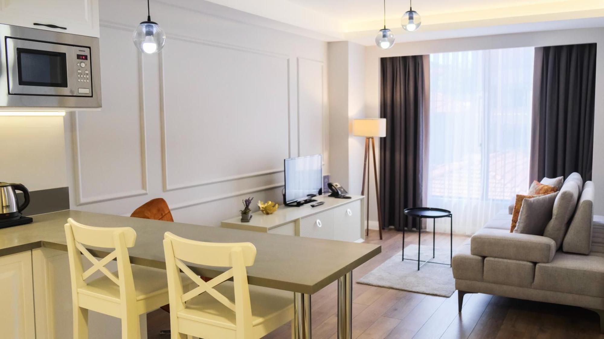 Myway Deluxe Alsancak Hotel อิซมีร์ ภายนอก รูปภาพ