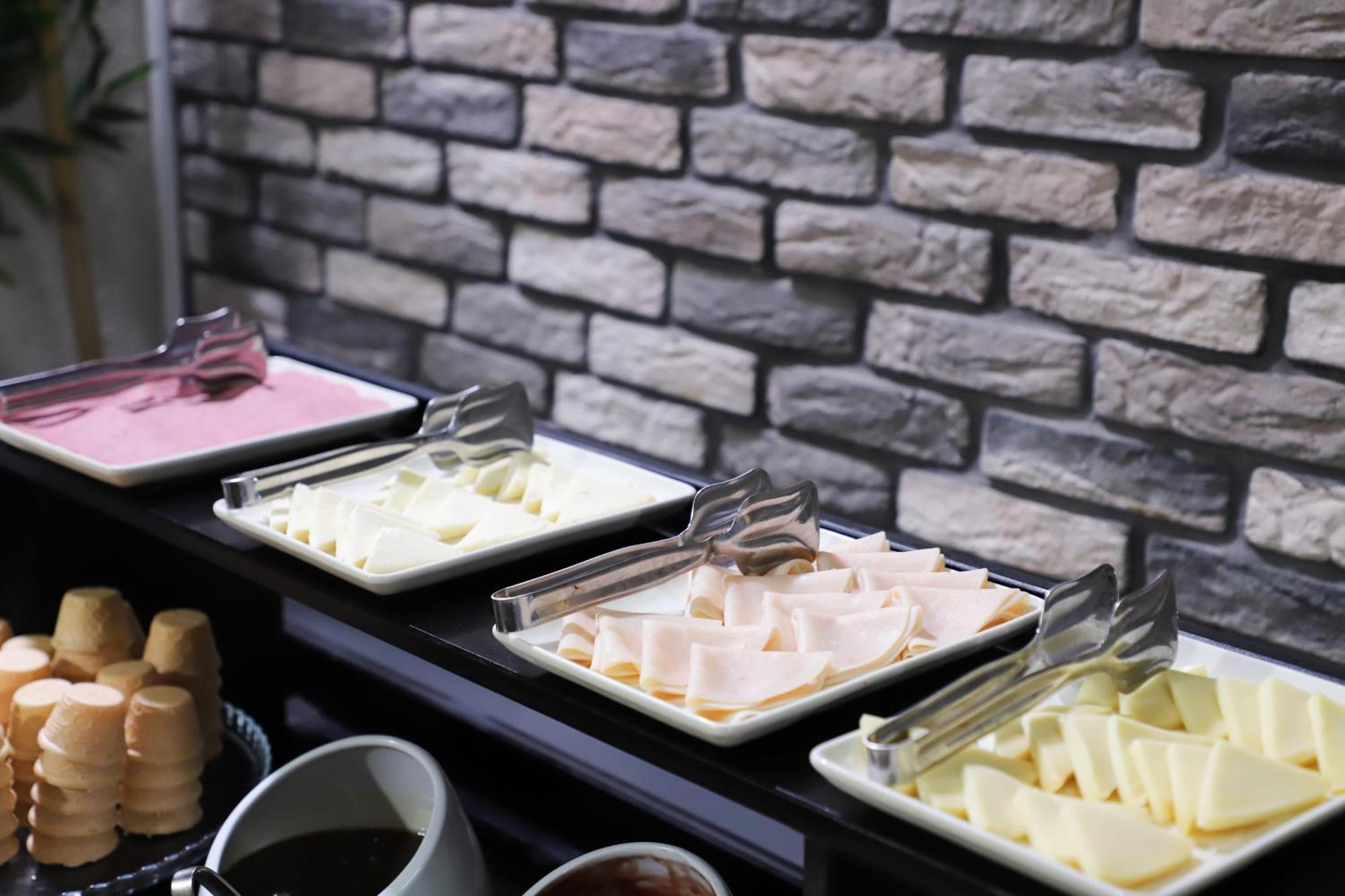 Myway Deluxe Alsancak Hotel อิซมีร์ ภายนอก รูปภาพ